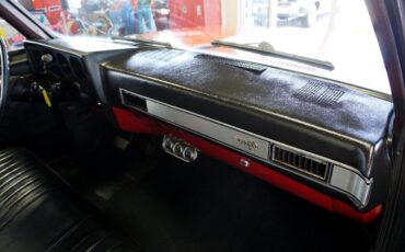 Chevrolet-C-10-1981-Classic-Car-25