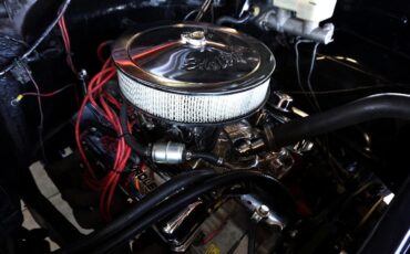 Chevrolet-C-10-1981-Classic-Car-30