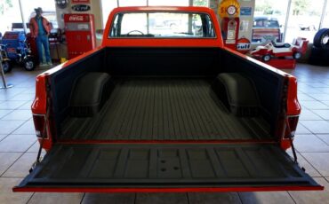 Chevrolet-C-10-1981-Classic-Car-6