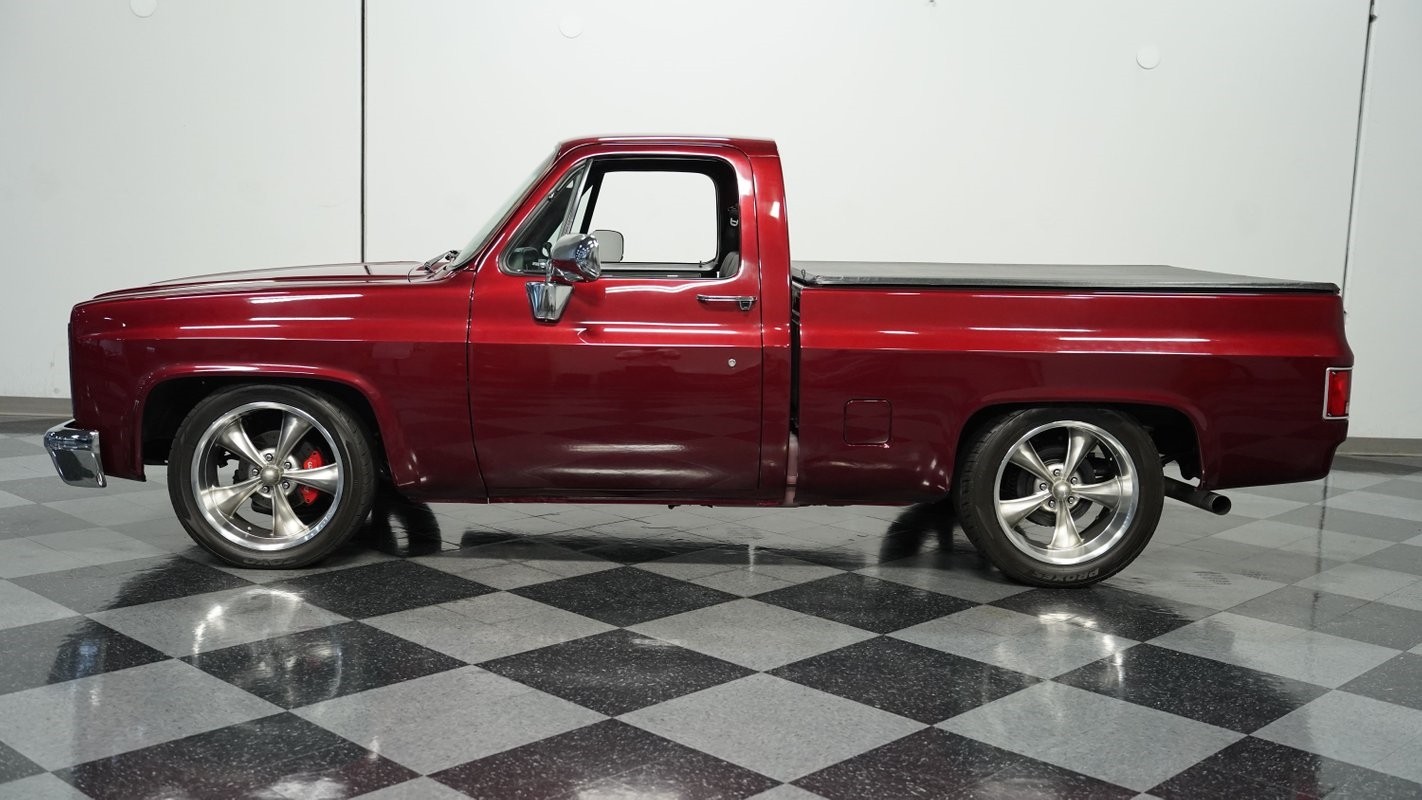 Chevrolet-C-10-1981-Pickup-Truck-2