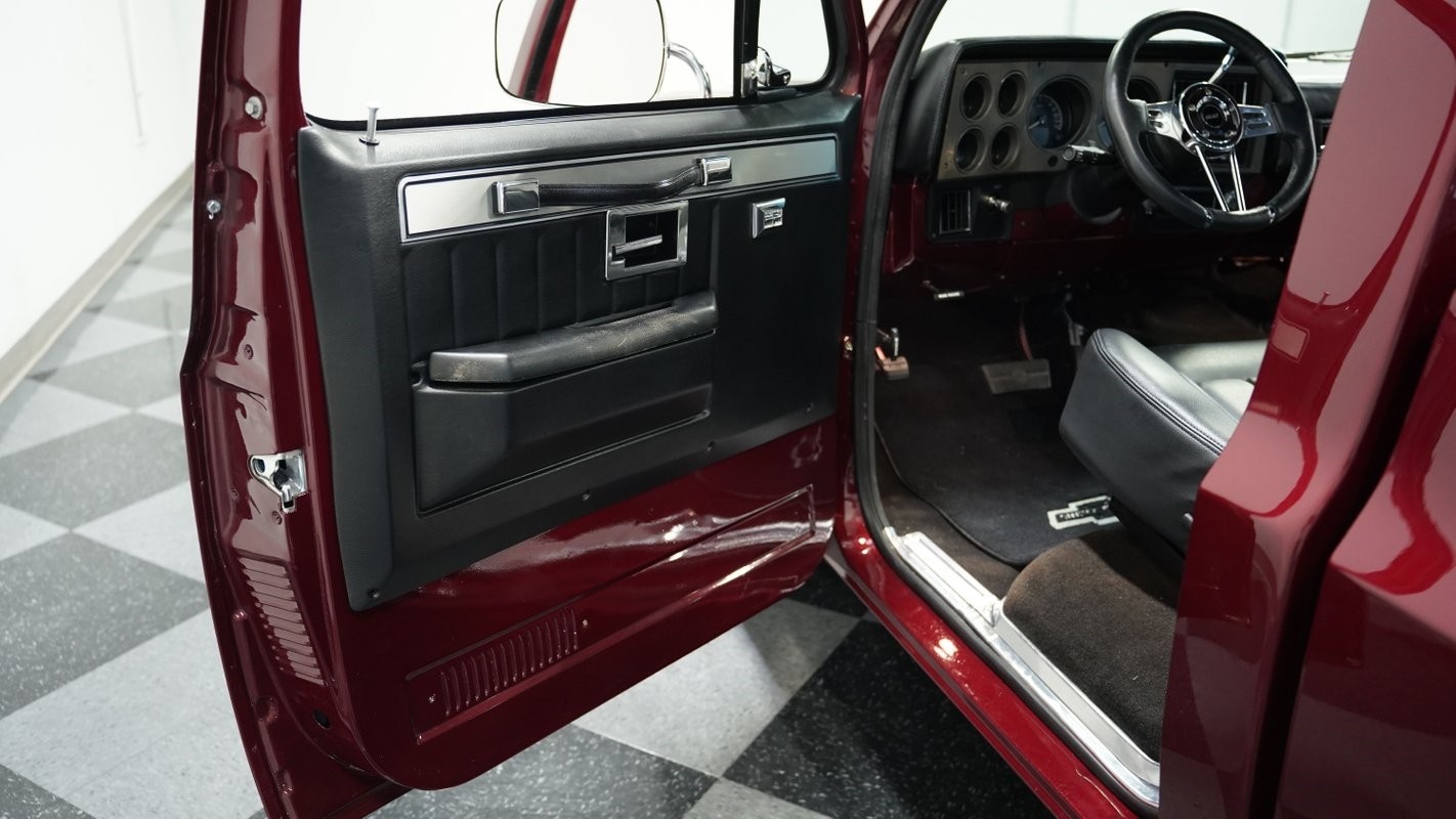 Chevrolet-C-10-1981-Pickup-Truck-28