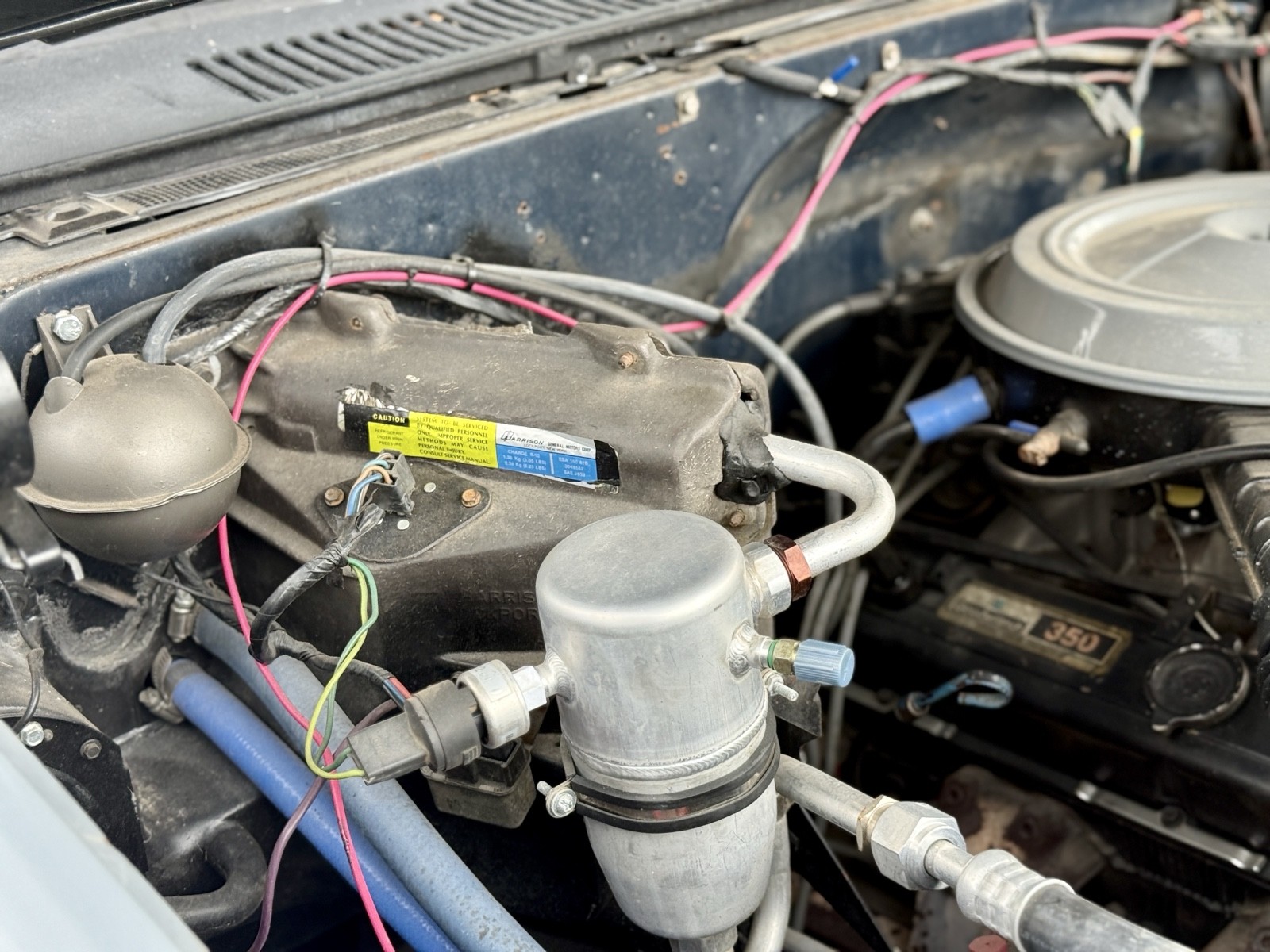 Chevrolet-C-10-1983-21
