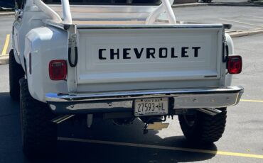 Chevrolet-C-10-1983-Standard-Cab-Pickup-12