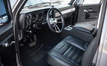Chevrolet-C-10-1983-Standard-Cab-Pickup-16