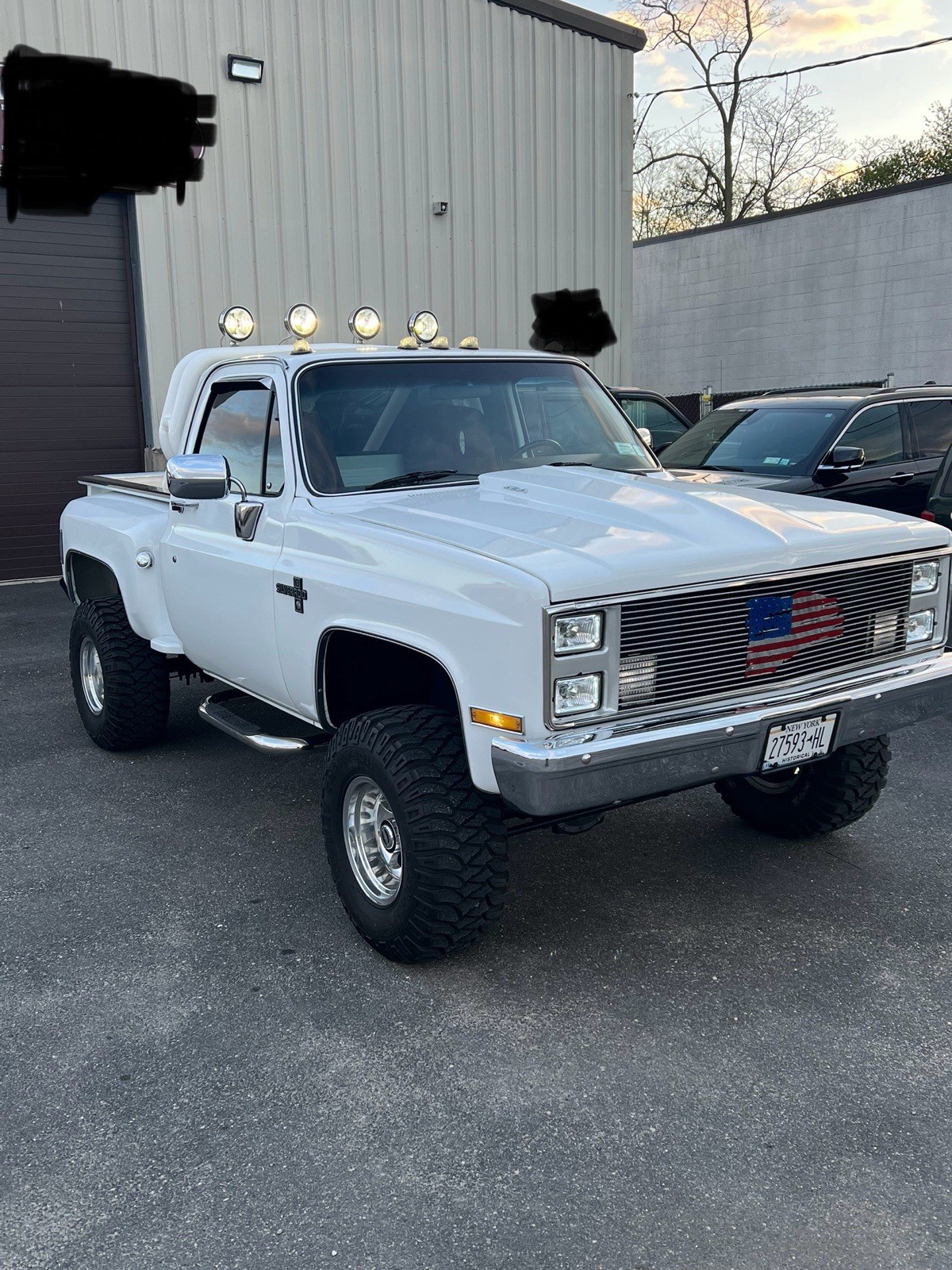 Chevrolet-C-10-1983-Standard-Cab-Pickup