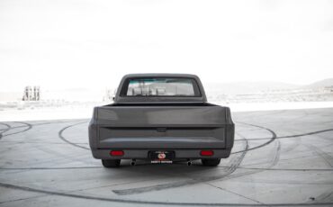 Chevrolet-C-10-1983-Standard-Cab-Pickup-4