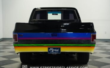 Chevrolet-C-10-1984-Pickup-Truck-10