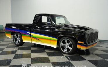 Chevrolet-C-10-1984-Pickup-Truck-15