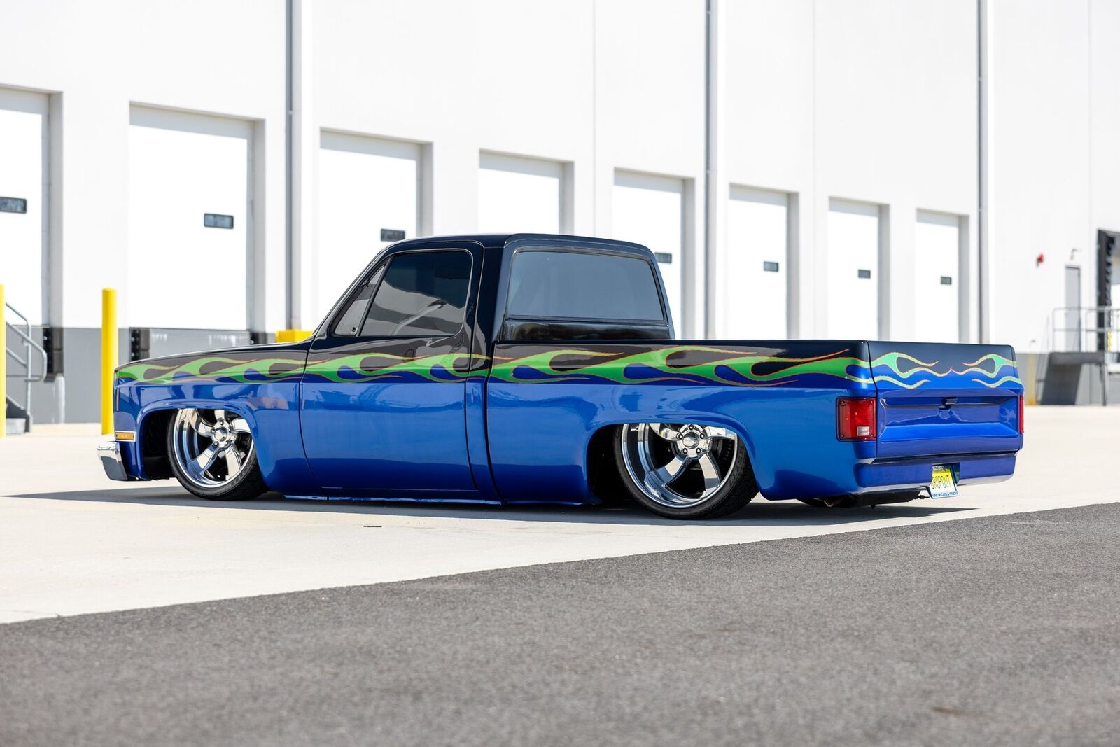 Chevrolet-C-10-1984-Pickup-Truck-15
