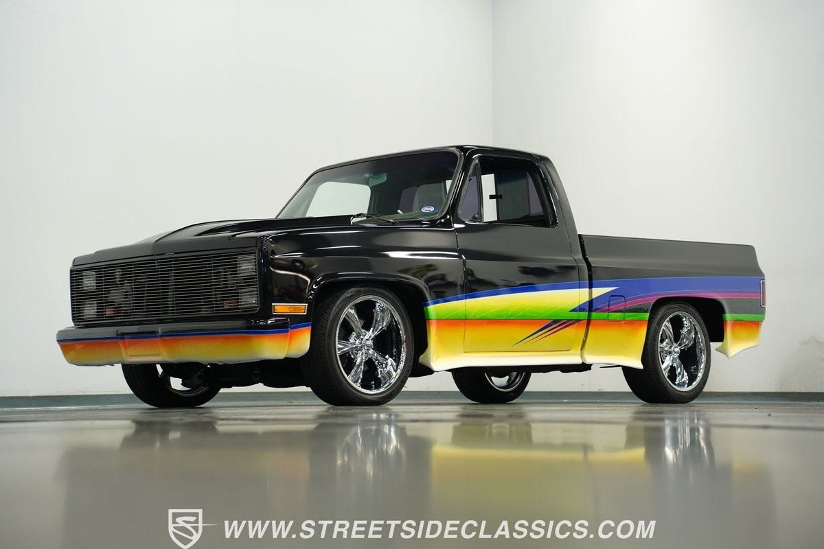 Chevrolet-C-10-1984-Pickup-Truck-19