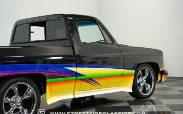 Chevrolet-C-10-1984-Pickup-Truck-27