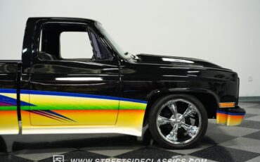 Chevrolet-C-10-1984-Pickup-Truck-29