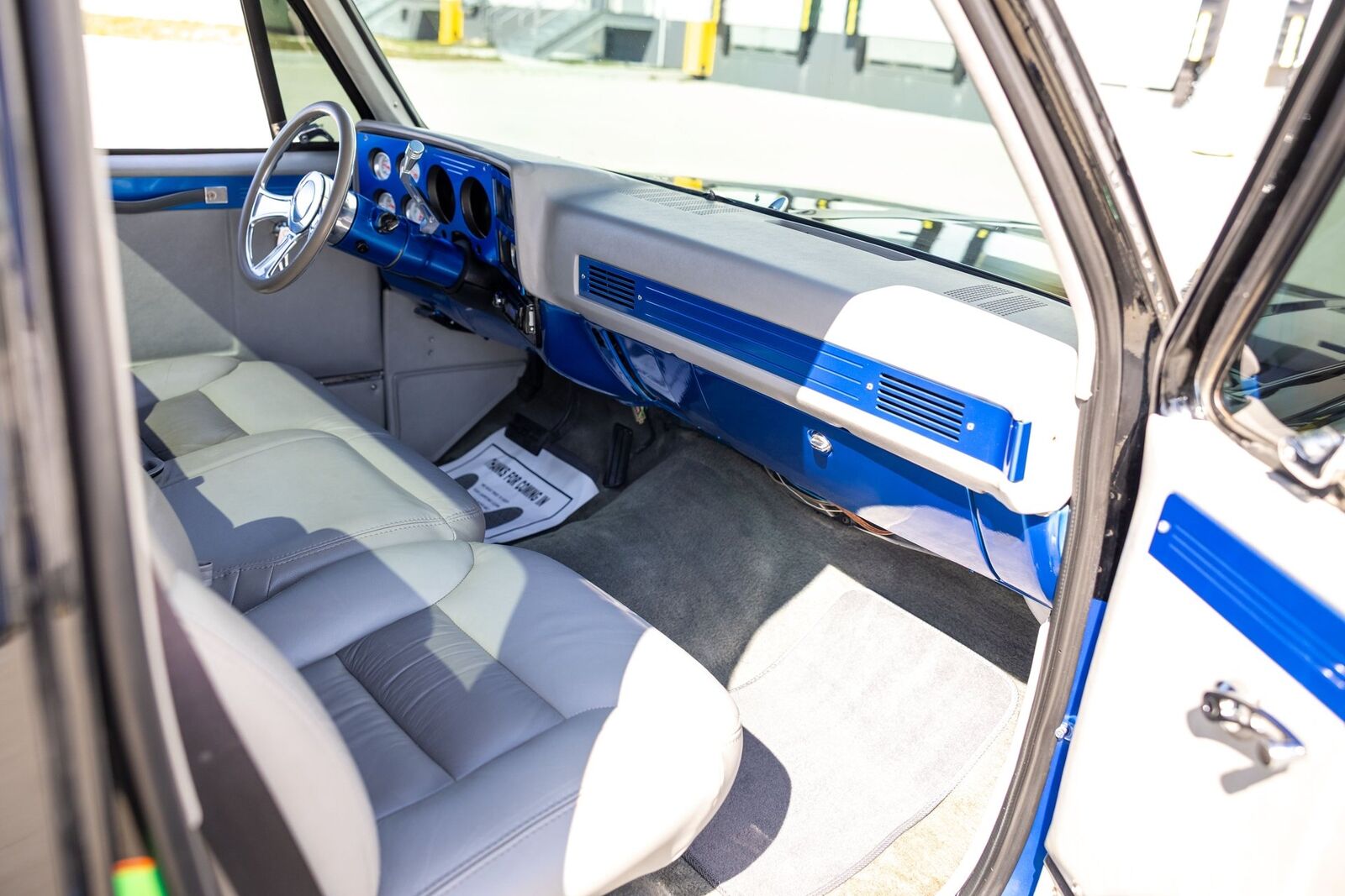 Chevrolet-C-10-1984-Pickup-Truck-29