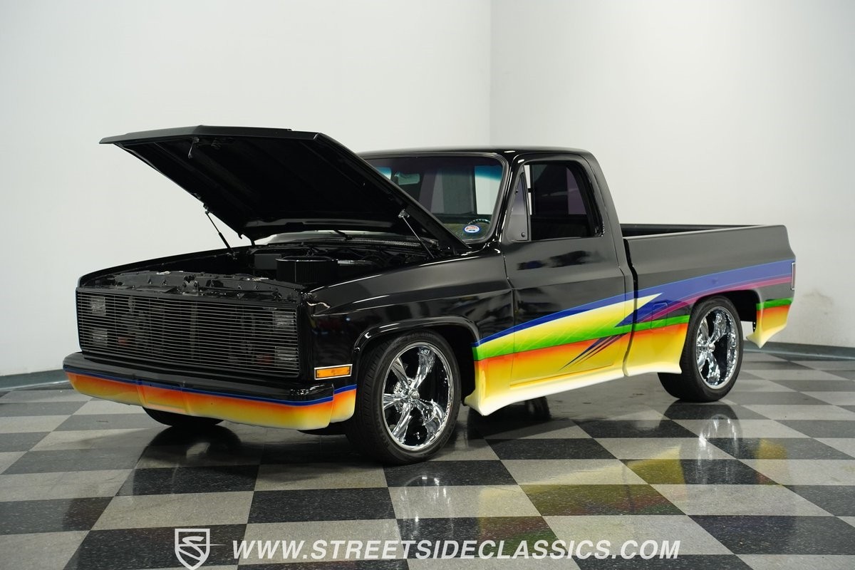 Chevrolet-C-10-1984-Pickup-Truck-30