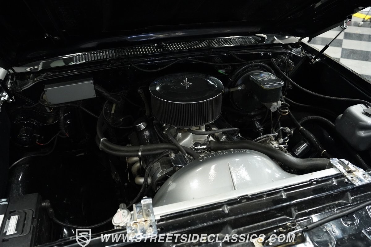 Chevrolet-C-10-1984-Pickup-Truck-34