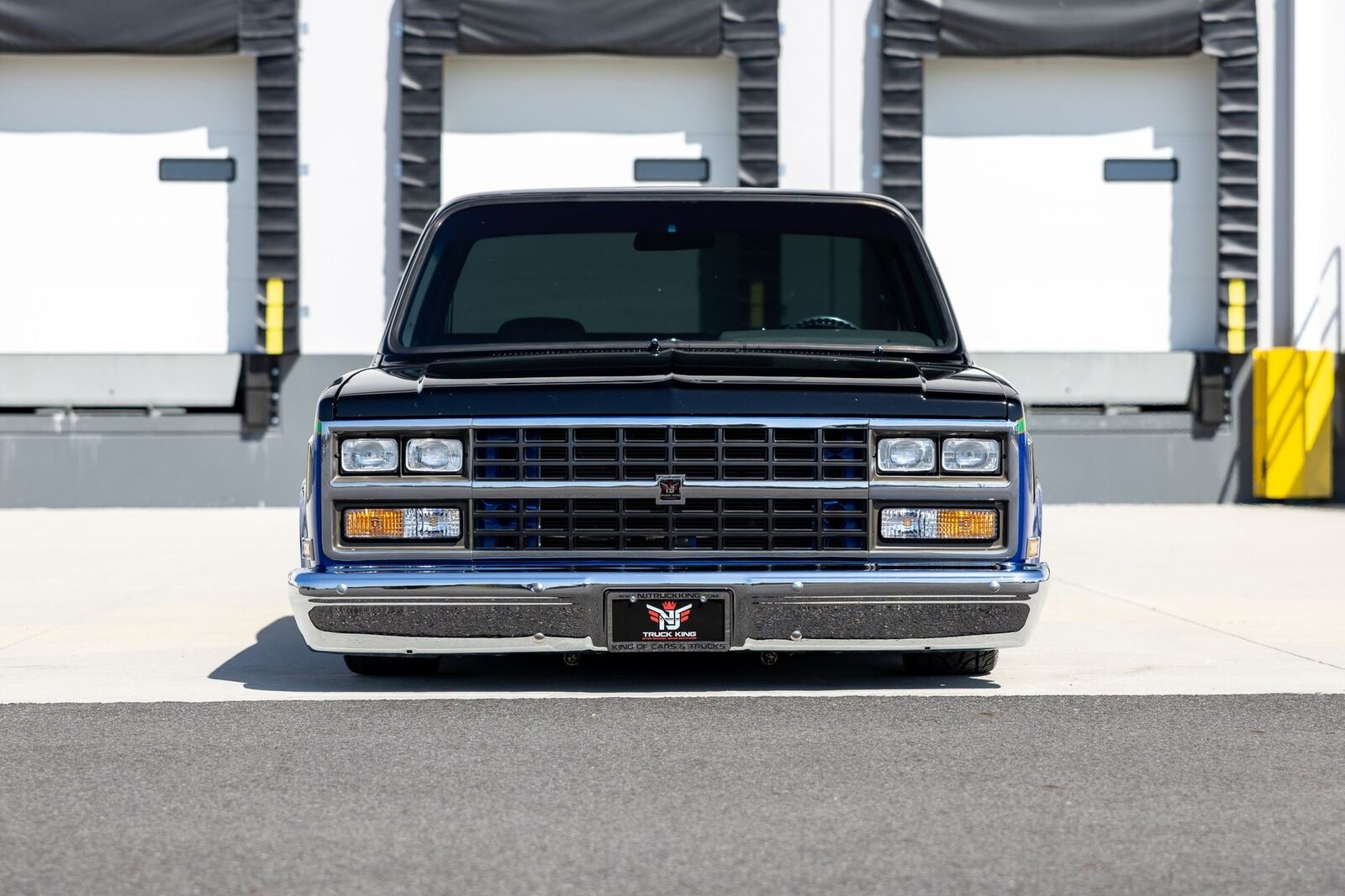 Chevrolet-C-10-1984-Pickup-Truck-4