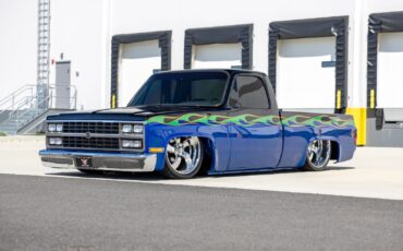 Chevrolet-C-10-1984-Pickup-Truck-6