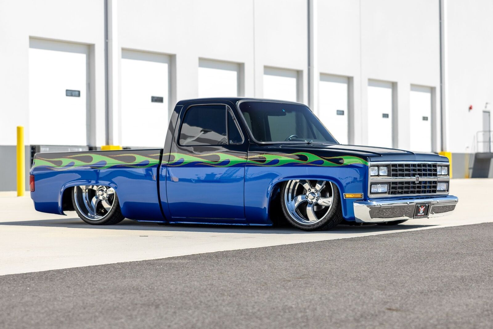 Chevrolet-C-10-1984-Pickup-Truck