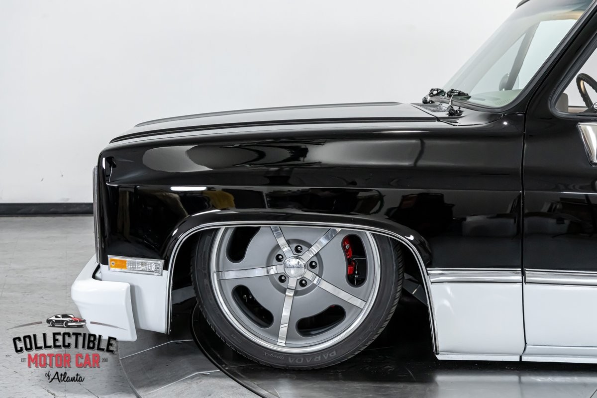 Chevrolet-C-10-1986-Truck-35