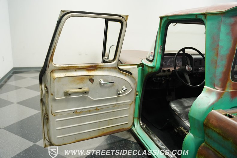 Chevrolet-C10-1960-Turquoise-Black-31