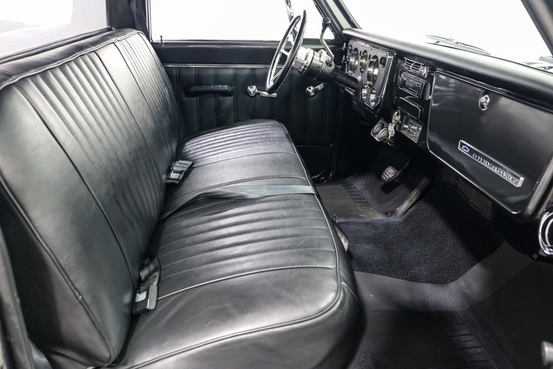 Chevrolet-C10-1968-Gray-3