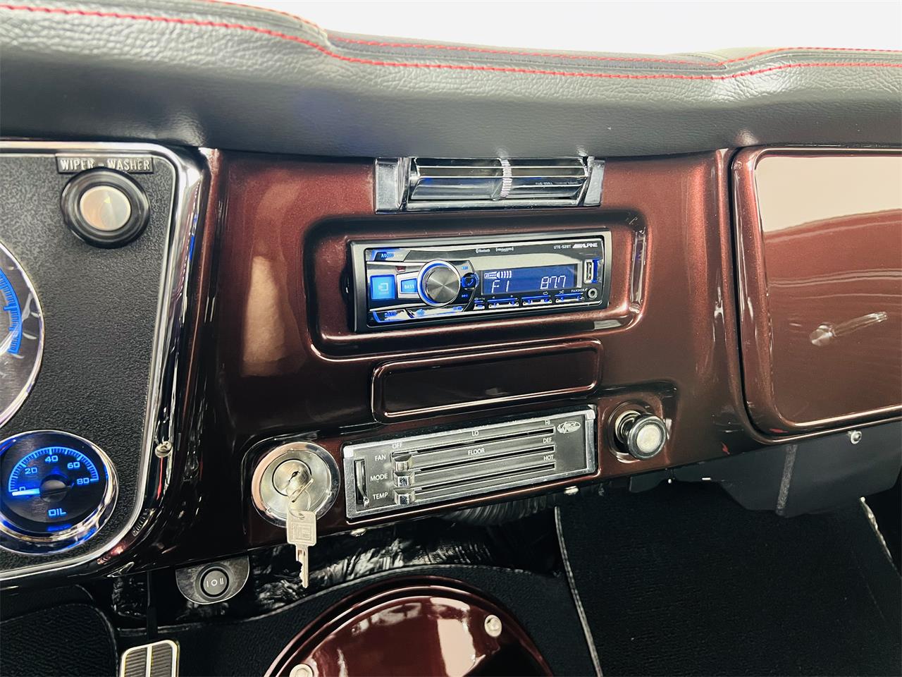 Chevrolet-C10-1968-Red-Black-13