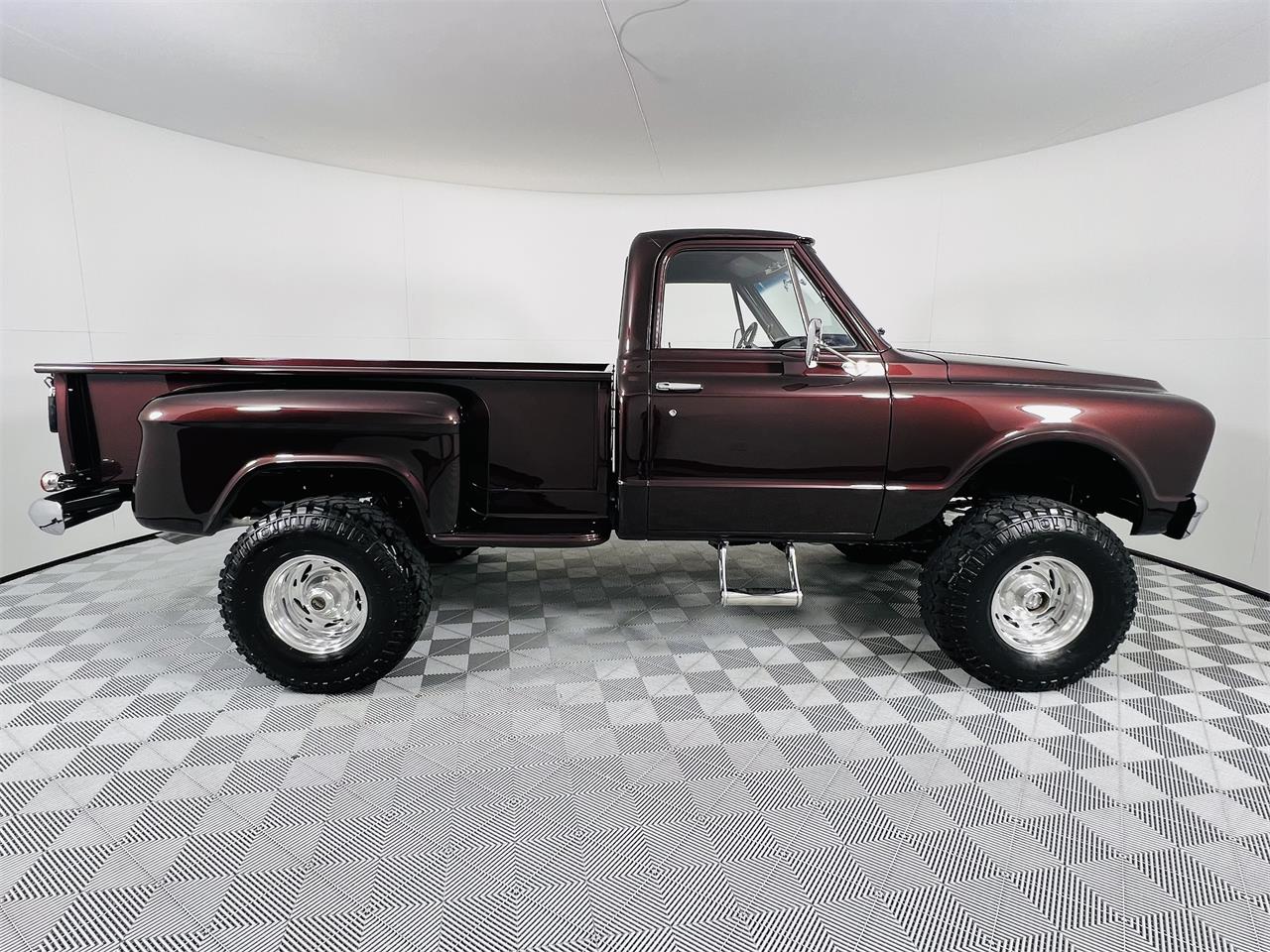 Chevrolet-C10-1968-Red-Black-5