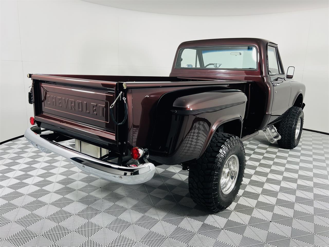 Chevrolet-C10-1968-Red-Black-7
