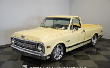 Chevrolet-C10-1969-Butternut-Yellow-Black-11
