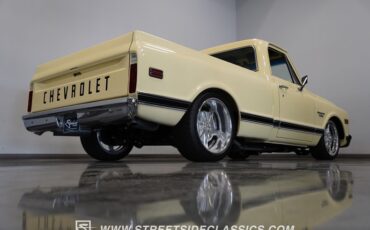 Chevrolet-C10-1969-Butternut-Yellow-Black-17