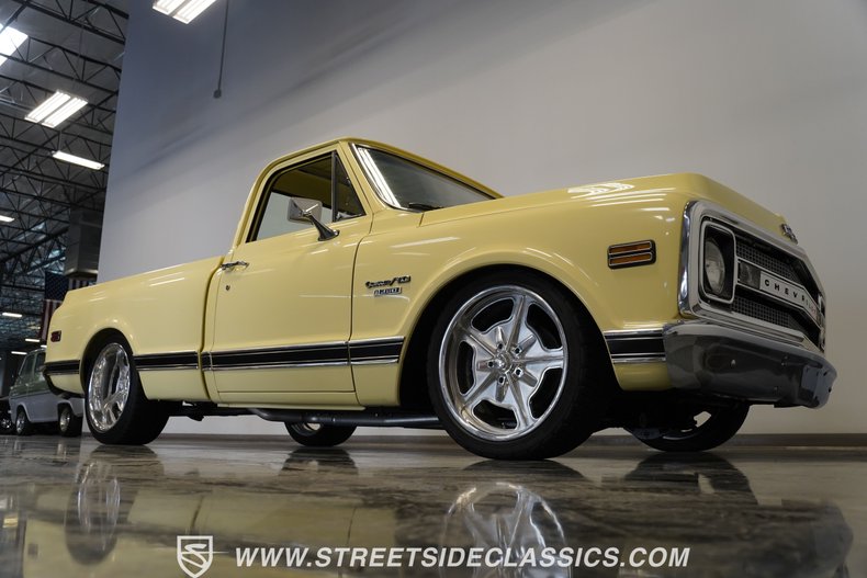 Chevrolet-C10-1969-Butternut-Yellow-Black-22