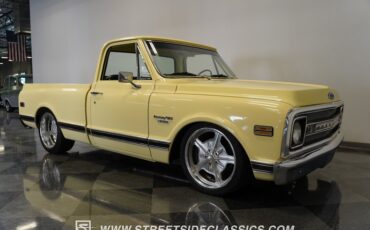 Chevrolet-C10-1969-Butternut-Yellow-Black-23