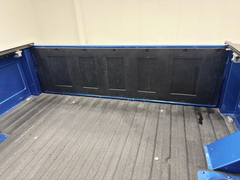 Chevrolet-C10-1969-Medium-Blue-Metallic-Black-28