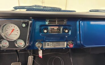Chevrolet-C10-1969-Medium-Blue-Metallic-Black-40