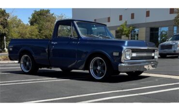 Chevrolet-C10-1970-Blue-Camel-Brown-1