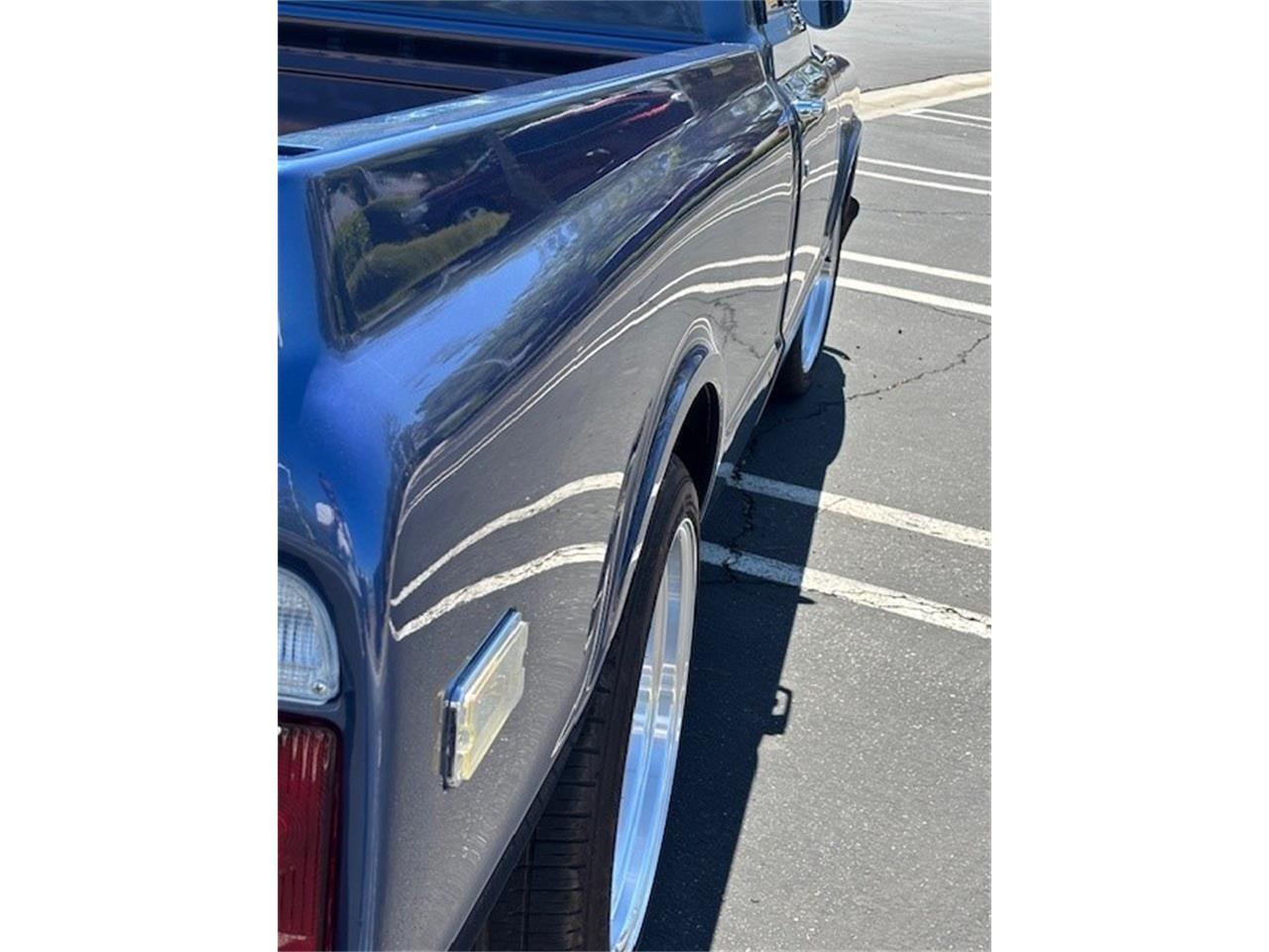 Chevrolet-C10-1970-Blue-Camel-Brown-11