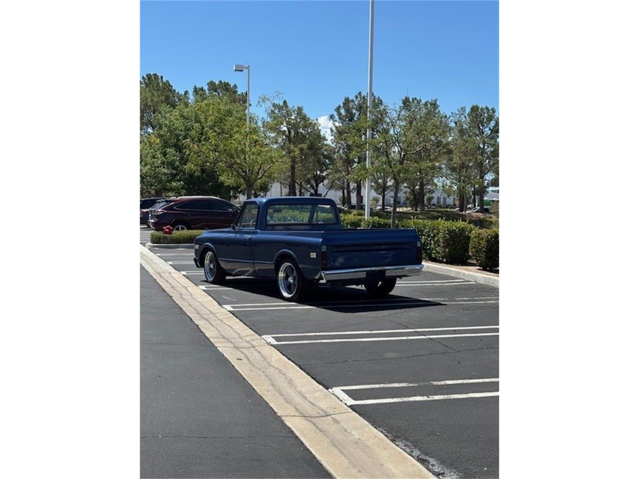 Chevrolet-C10-1970-Blue-Camel-Brown-7