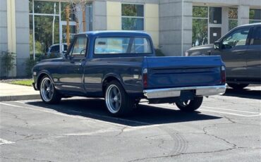 Chevrolet-C10-1970-Blue-Camel-Brown-8