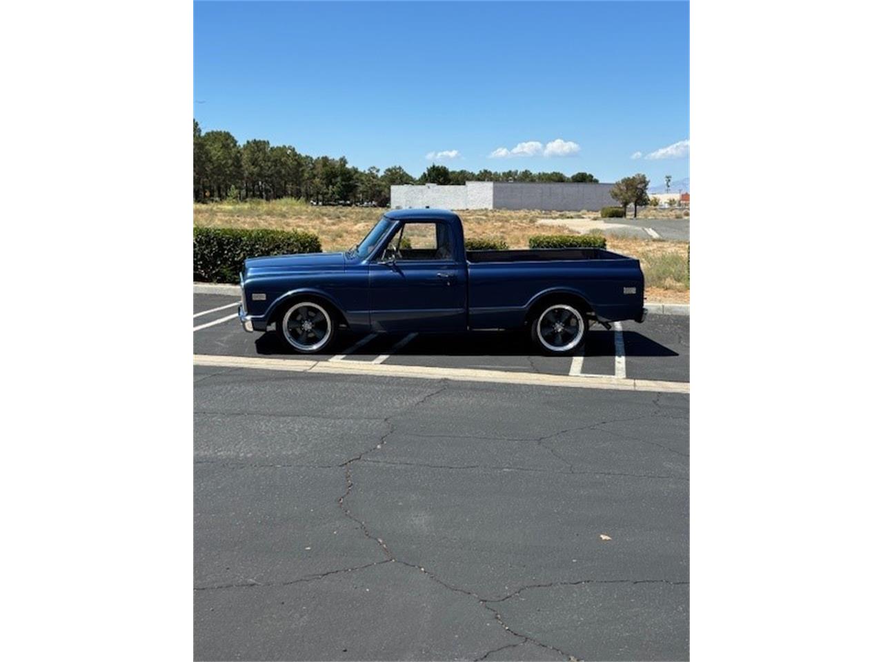 Chevrolet-C10-1970-Blue-Camel-Brown-9