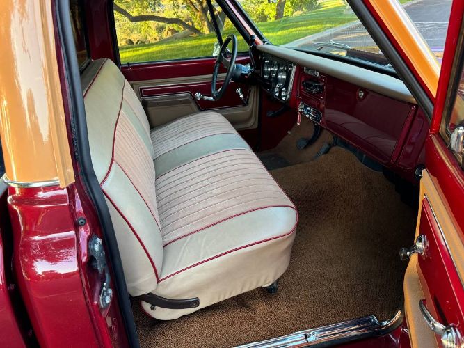 Chevrolet-C10-1970-Custom-BurgundyBuck-Custom-4