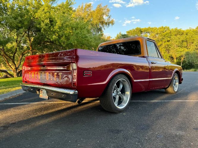 Chevrolet-C10-1970-Custom-BurgundyBuck-Custom-5