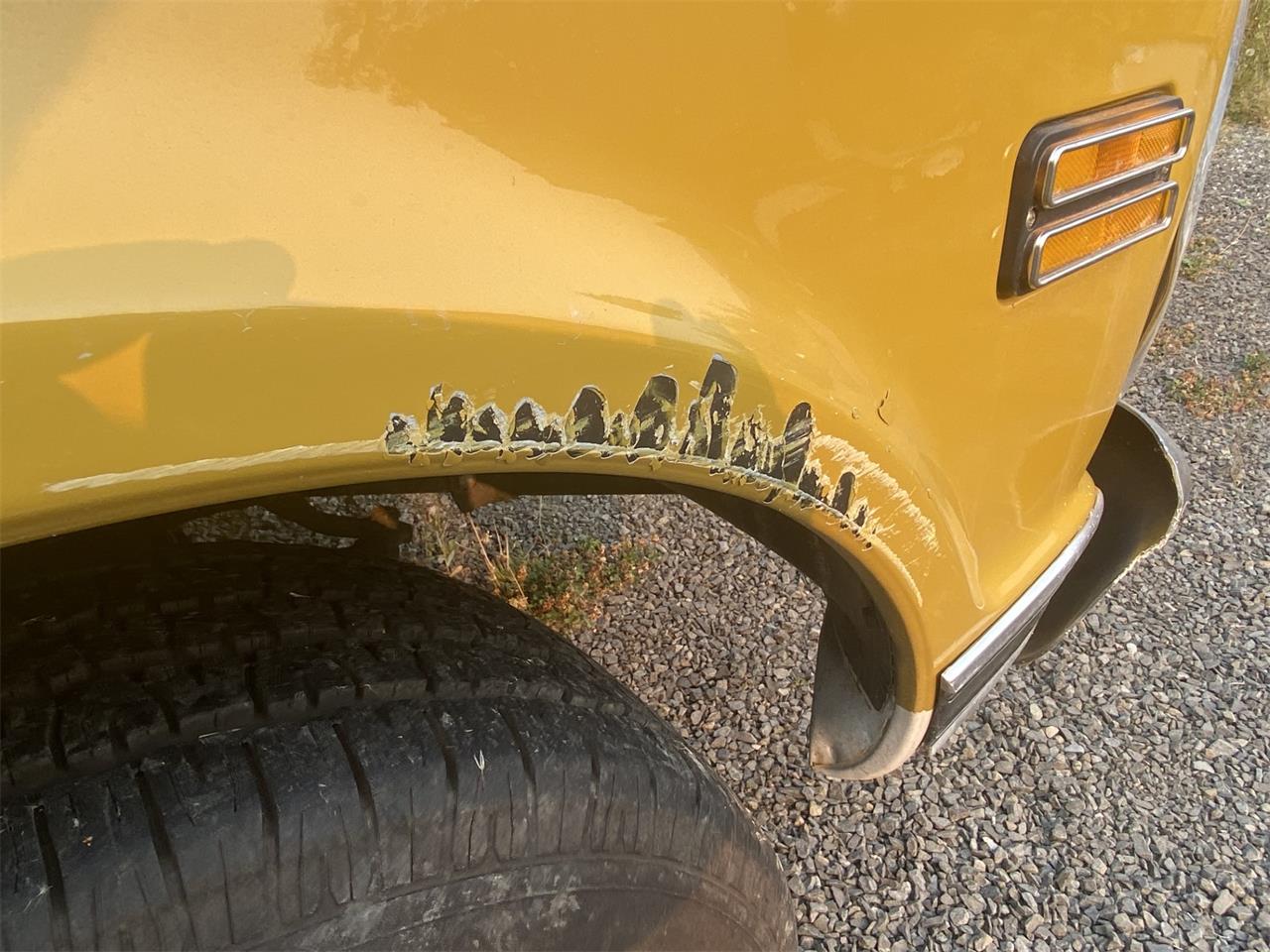Chevrolet-C10-1970-Yellow-and-White-White-7