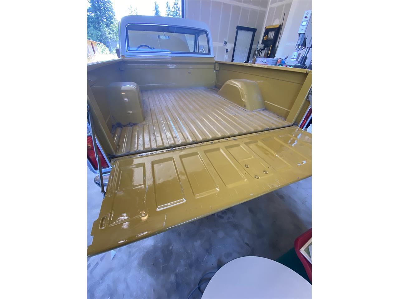 Chevrolet-C10-1970-Yellow-and-White-White-9
