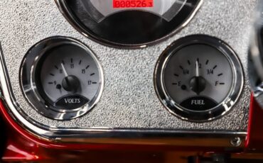 Chevrolet-C10-1971-Red-Metallic-Tan-21