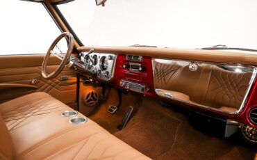 Chevrolet-C10-1971-Red-Metallic-Tan-3