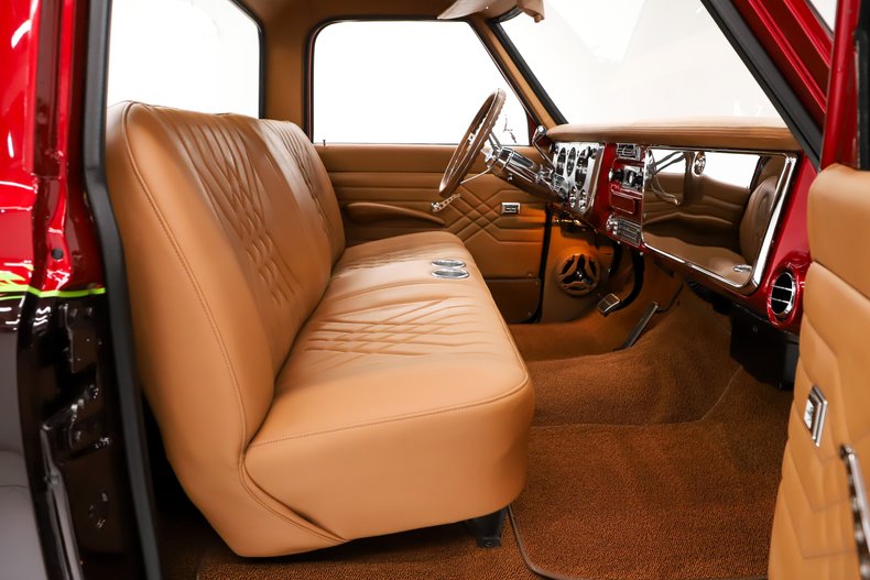 Chevrolet-C10-1971-Red-Metallic-Tan-37