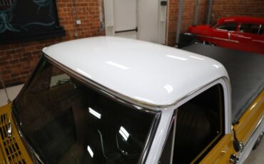 Chevrolet-C10-1972-Gold-Black-ampamp-Yellow-H-4