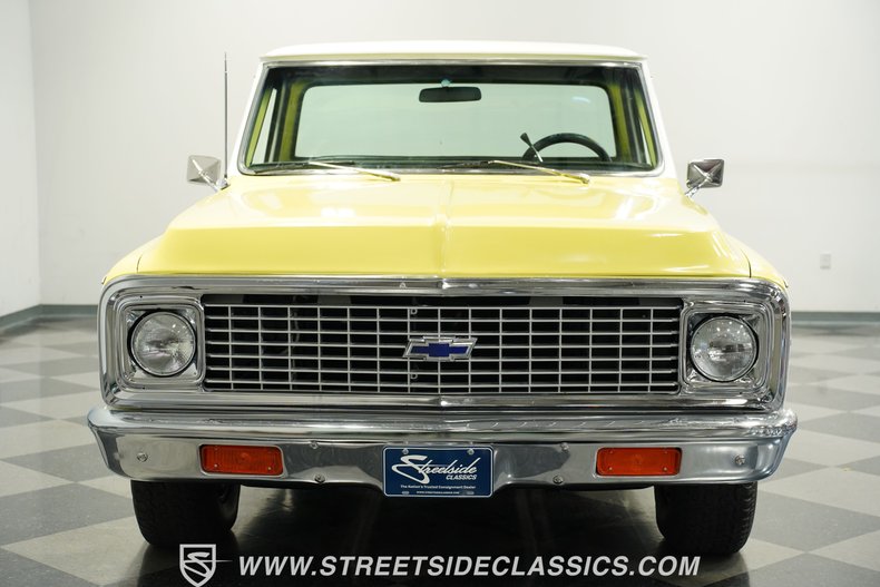 Chevrolet-C10-1972-Light-Yellow-Black-24