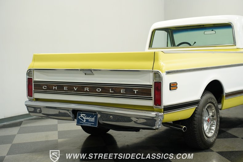 Chevrolet-C10-1972-Light-Yellow-Black-3