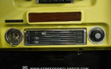 Chevrolet-C10-1972-Light-Yellow-Black-45